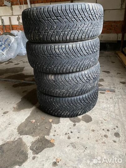 Nokian Tyres Hakkapeliitta 8 225/55 R17