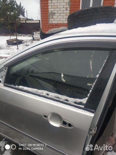 Стекло боковое на ford focus 1