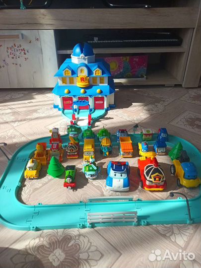 Робокар Поли база машинки