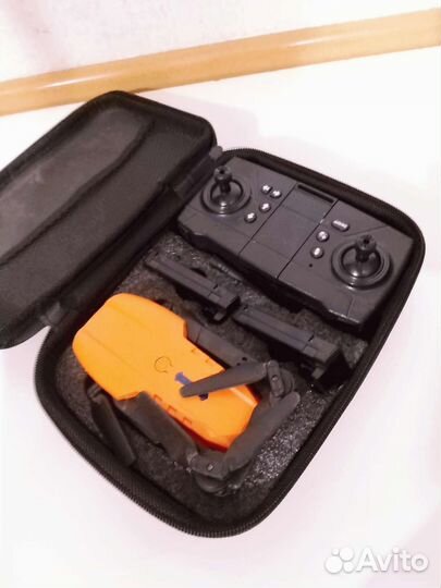 Машинки на пульте управления и дрон