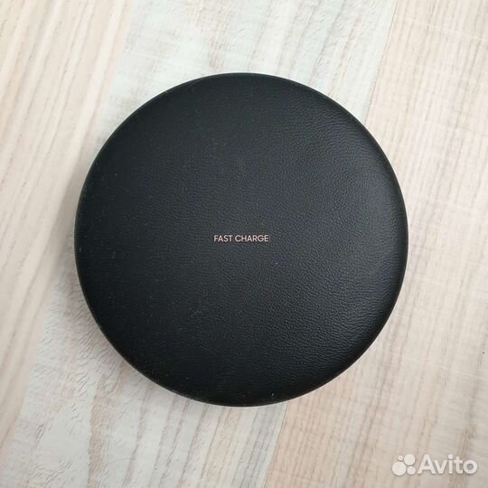 Беспроводное зарядное устройство Samsung