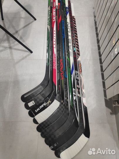 Клюшка хоккейная