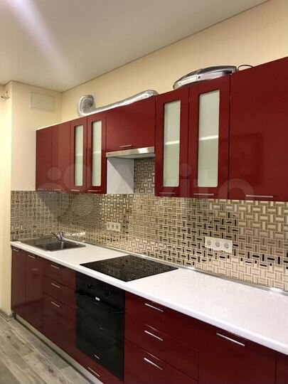 2-к. квартира, 54 м², 3/10 эт.