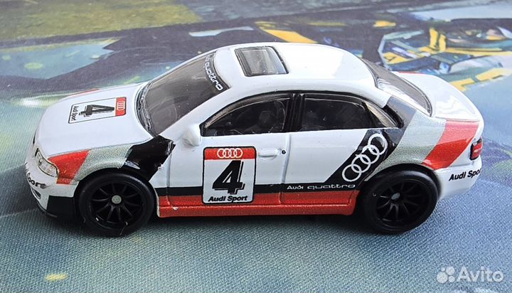 Hot Wheels Premium Audi S4