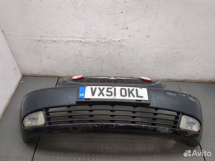 Решетка радиатора Chrysler Voyager, 2001