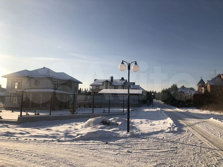 Дом 200 м² на участке 14 сот.