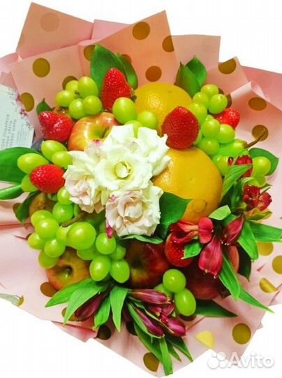 Фруктовые букеты и корзины