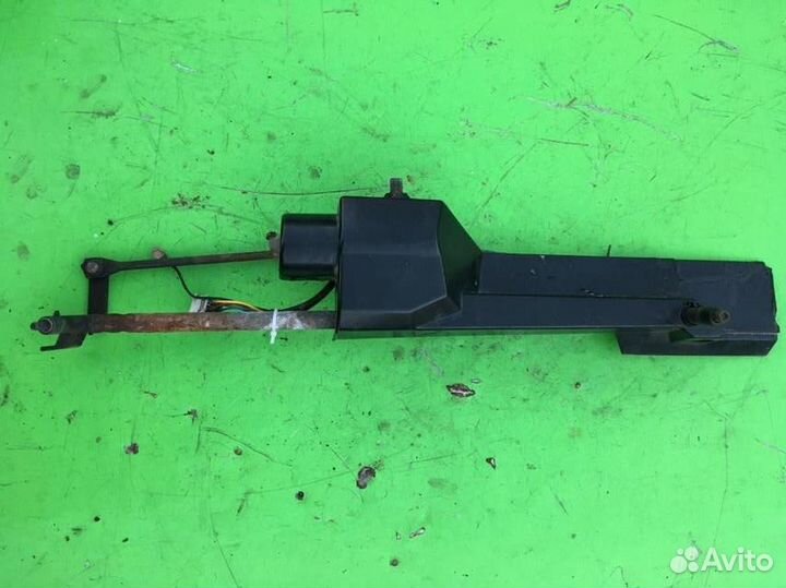 Трапеция стеклоочистителей Вольво 940