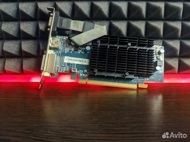 Видеокарта ATI Radeon HD7350 1GB Silent Sapphire