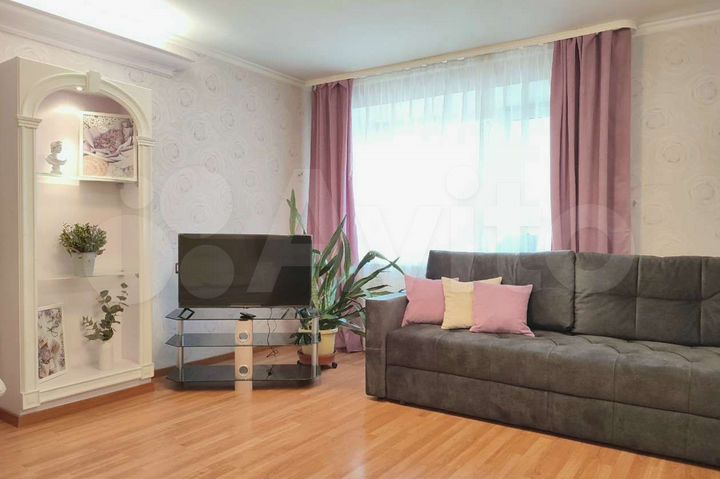 2-к. квартира, 63 м², 4/14 эт.