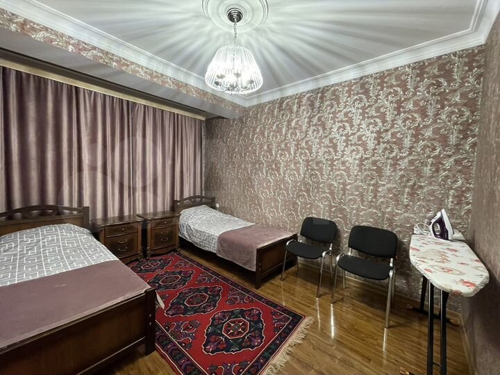 2-к. квартира, 76 м², 6/9 эт.