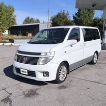 Nissan Elgrand 3.5 AT, 2002, 300 000 км, с пробегом, цена 710 000 руб.