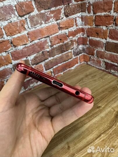 Samsung Galaxy S10+, 8/128 ГБ