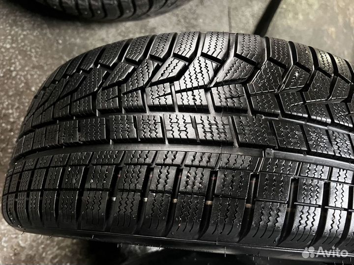 Hankook Ventus V12 Evo K110 215/45 R17