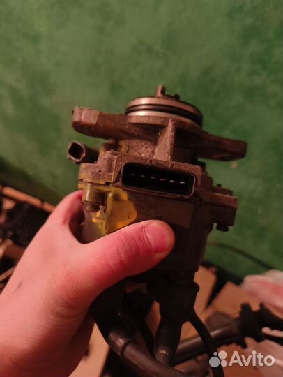 Трамблер ga15de. С бронепроводами