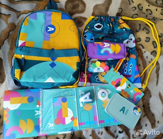 Рюкзак школьный с наполнением новый