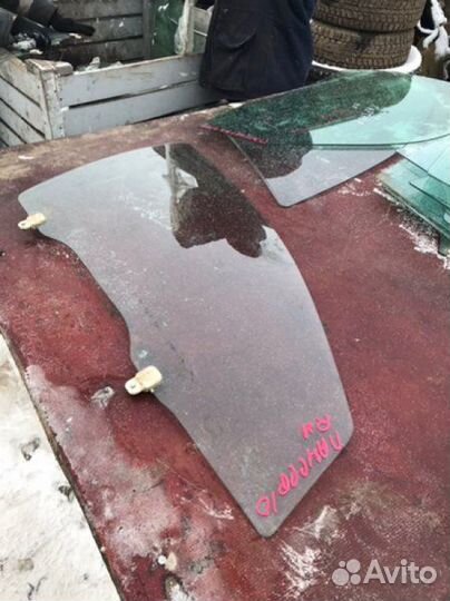 Стекло переднее правое Mitsubishi Lancer X