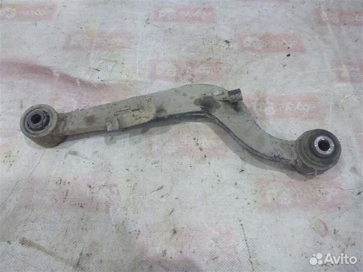 Рычаг подвески задний правый Toyota Rav4 ACA30