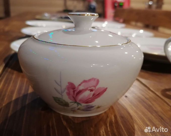 Столовый сервиз 