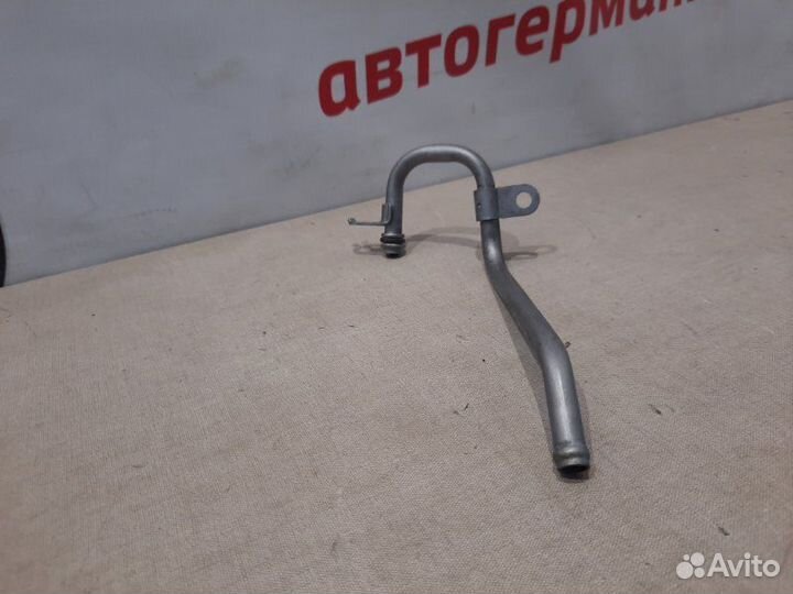 Патрубок системы охлаждения Mercedes E250 C207