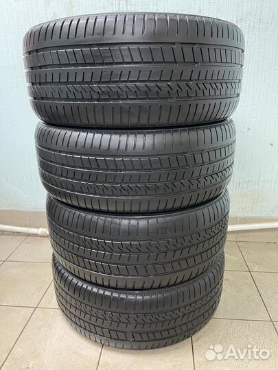 Bridgestone Alenza 001 235/50 R19 и 255/45 R19