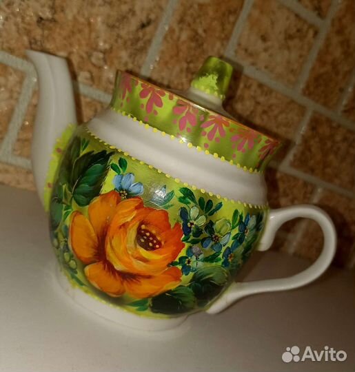 Чайники, салатники, фруктовницы, сахарницы