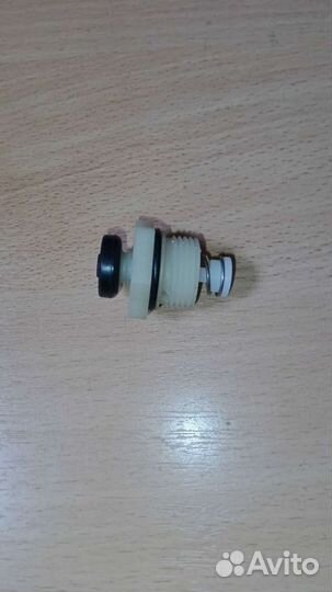 Гайка клапана давления(манометрического)