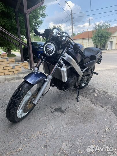 Honda bros400