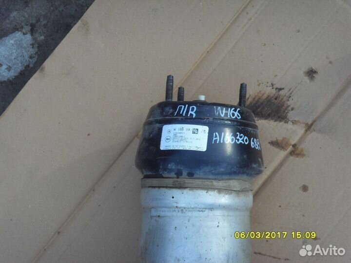 Амортизатор правый Mercedes W166 A1663206813