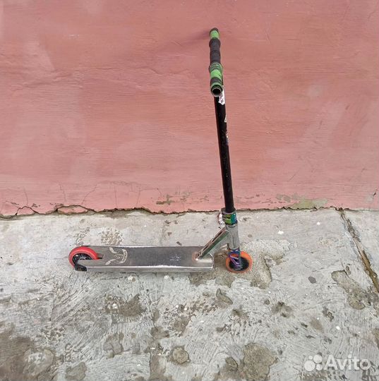 Трюковой самокат