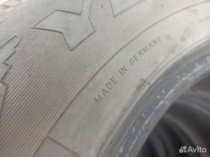 Goodyear UltraGrip 500 245/65 R17 107T