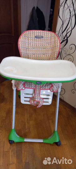 Детский стульчик для кормления