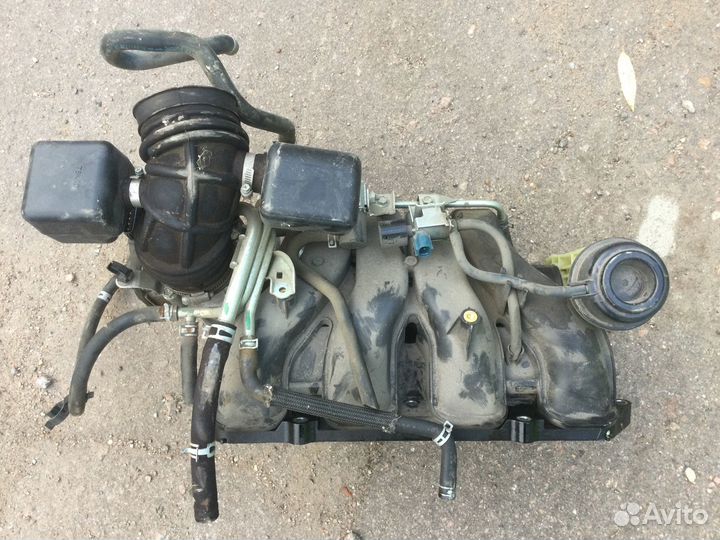 Впускной коллектор suzuki Grand Vitara 2.0 2.4