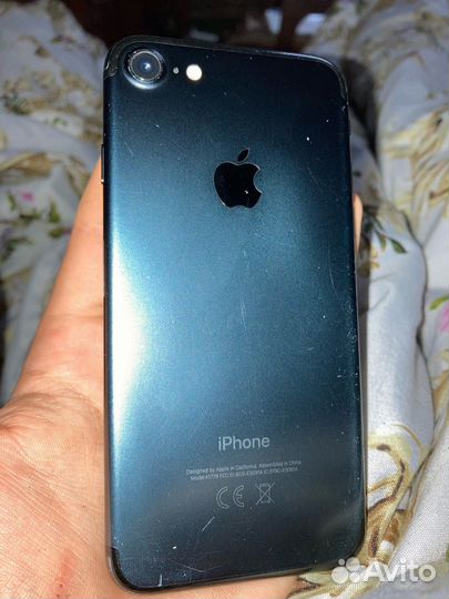 Телефон iPhone 7 128gb