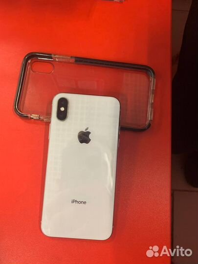 Телефон iPhone X