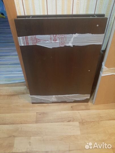 Шкаф