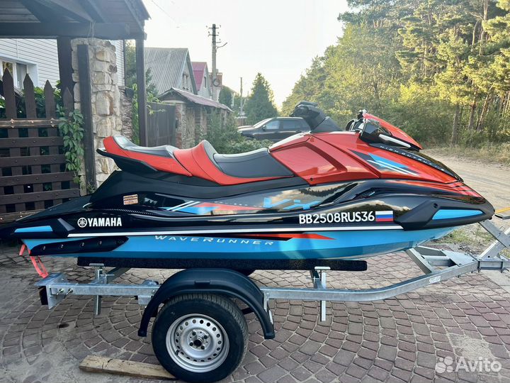 Гидроцикл Yamaha VX Cruiser HO