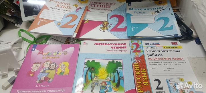 Рабочие тетради новые 2,8,9,10 класс