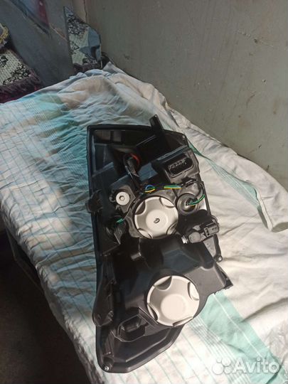 Фара передняя левая LADA Vesta