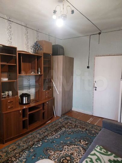 Комната 13 м² в 8-к., 4/5 эт.