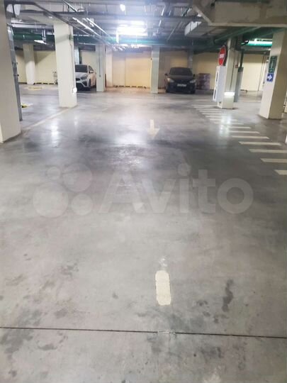 Машиноместо, 16 м²