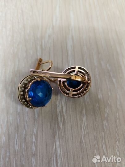 Золотые серьги