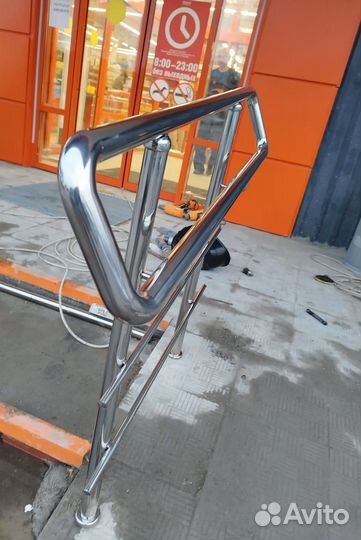 Перила, поручни, ограждения из нержавеющей стали