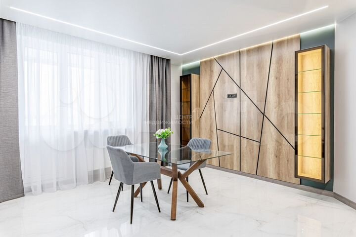 4-к. квартира, 118,8 м², 10/18 эт.