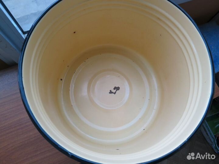 Кастрюля эмалированная бак б/у 40 литров