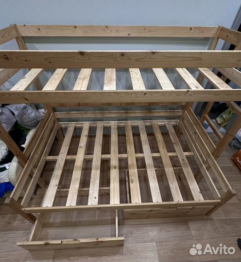 Двухъярусная кровать дерево б/у