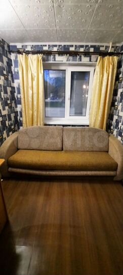 Комната 10 м² в 5-к., 1/4 эт.