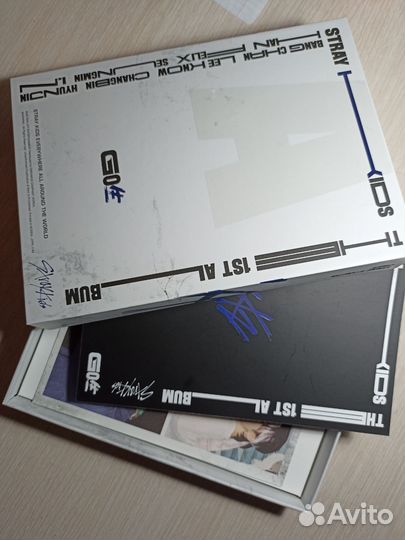 Продам официальный мерч Stray Kids