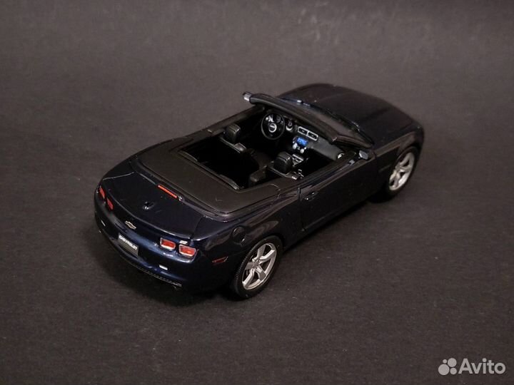 1 43 Chevrolet Camaro 2011 Convertible