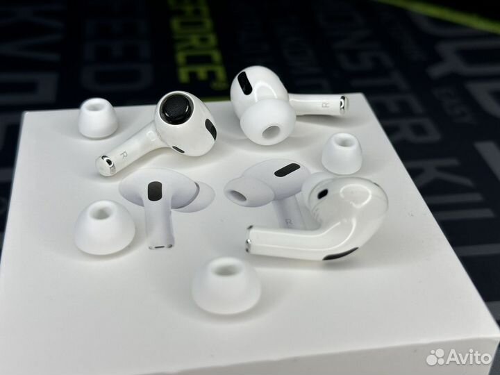 Оригинал AirPods Pro наушник правый